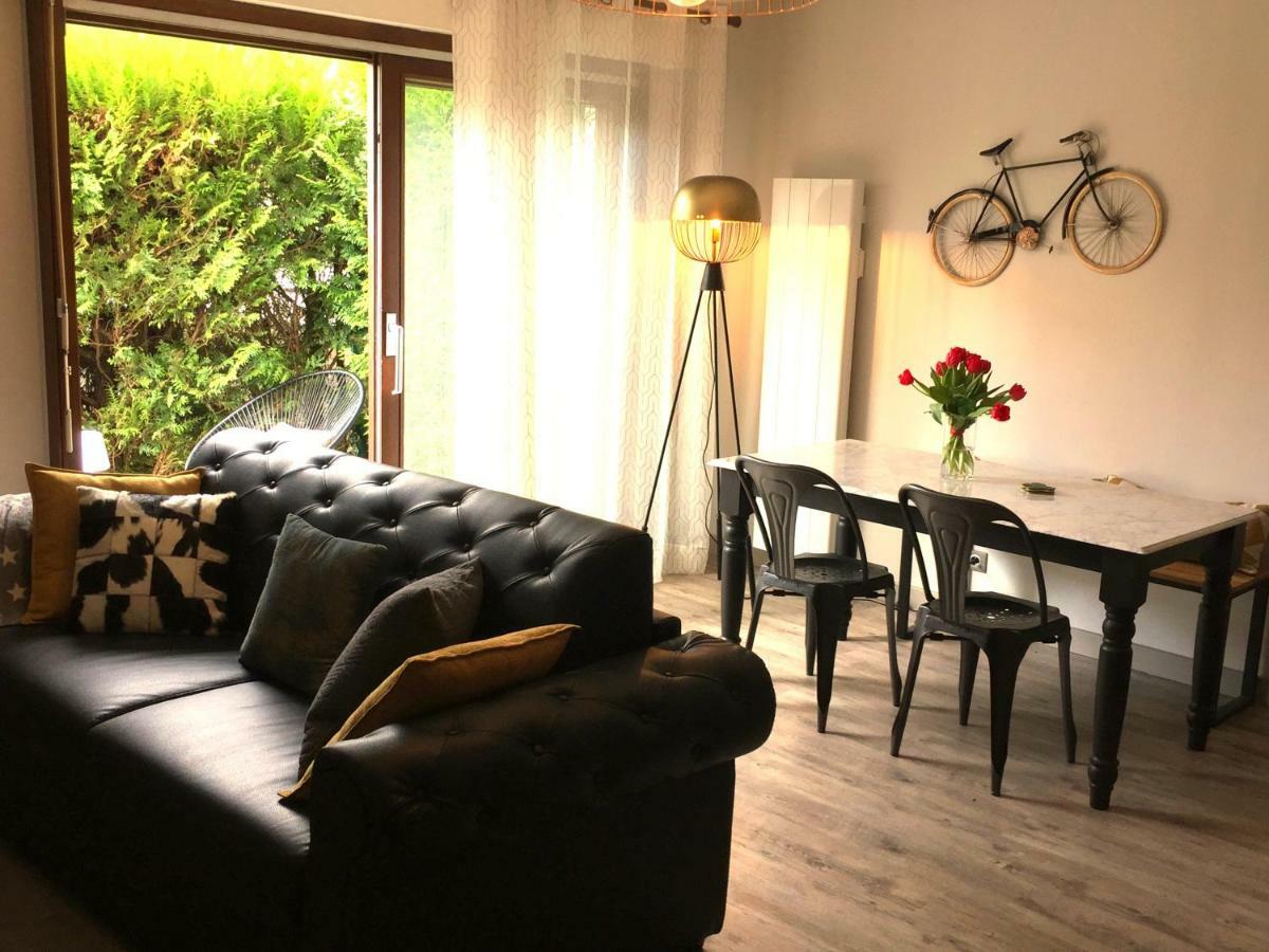The One Suite Annecy Buitenkant foto