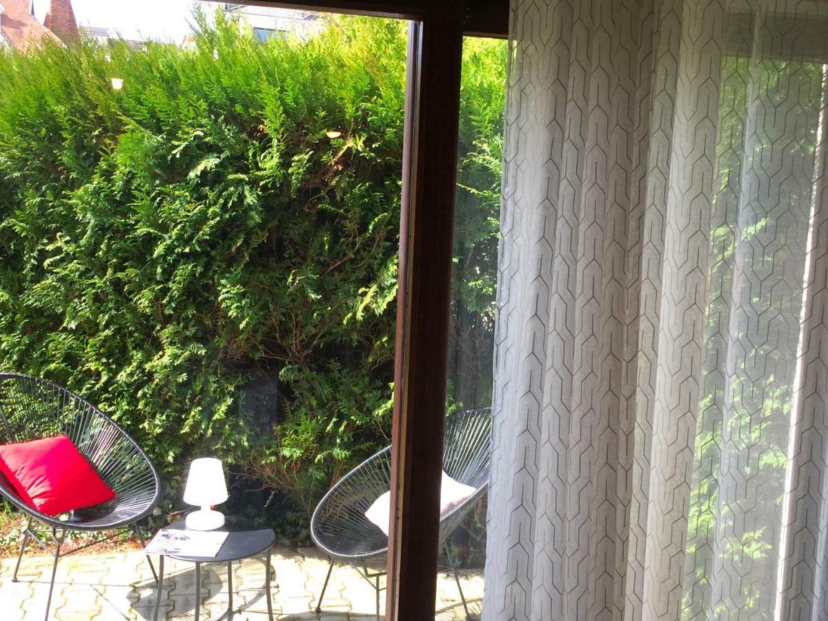 The One Suite Annecy Buitenkant foto